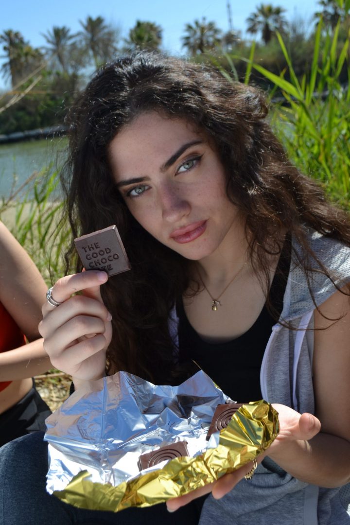 Foodbeast - This dark chocolate bar is made with a $2,000