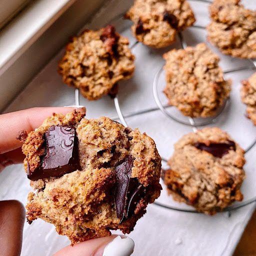 Banana Bread Muffin Tops [A Detailed Recipe]